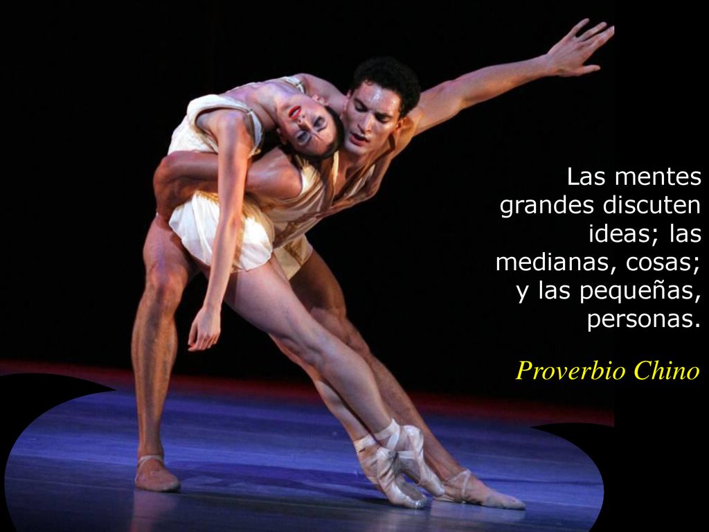 Las mentes grandes discuten ideas; las medianas, cosas; y las pequeñas, personas.