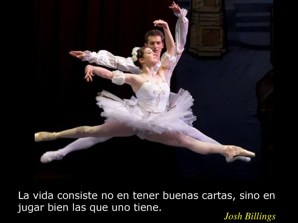 La vida consiste no en tener buenas cartas, sino en jugar bien las que uno tiene.