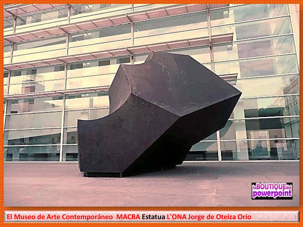 El Museo de Arte Contemporáneo MACBA Estatua L ONA Jorge de Oteiza Orio