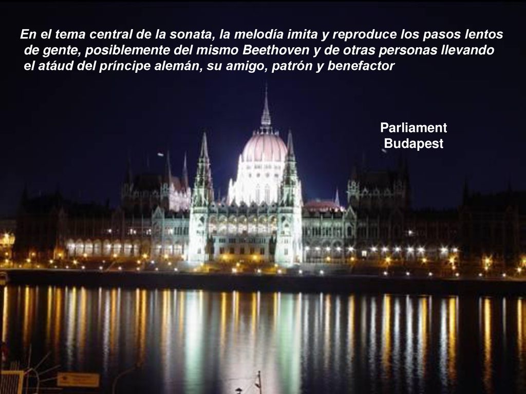 En el tema central de la sonata, la melodía imita y reproduce los pasos lentos