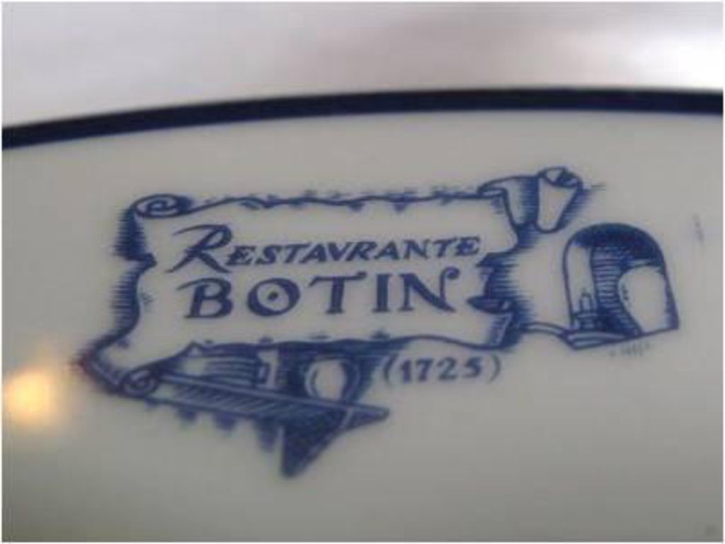 el Restaurante Sobrino de Botín Horno de Asar‘ ostenta un record, recogido por el Libro Guinnes de los Records en su edición de 1987, como el restaurante más antiguo del mundo.