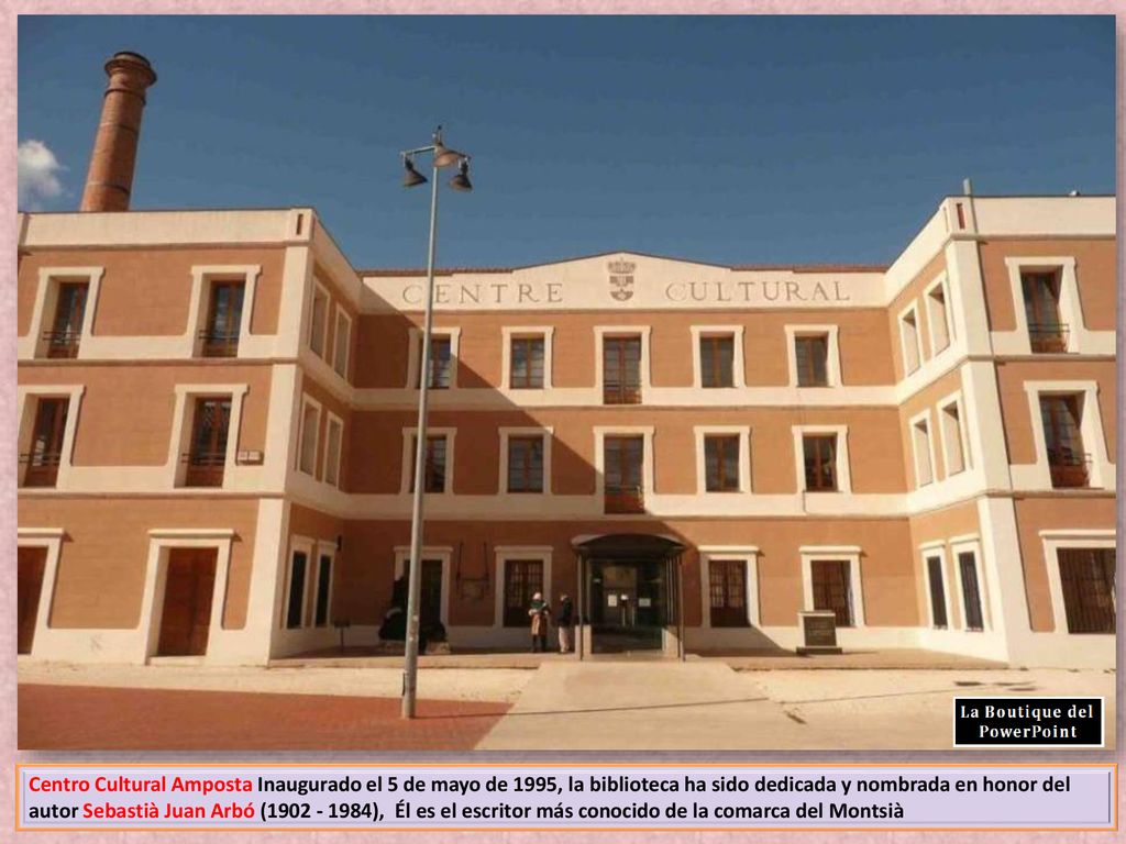 Centro Cultural Amposta Inaugurado el 5 de mayo de 1995, la biblioteca ha sido dedicada y nombrada en honor del autor Sebastià Juan Arbó ( ), Él es el escritor más conocido de la comarca del Montsià
