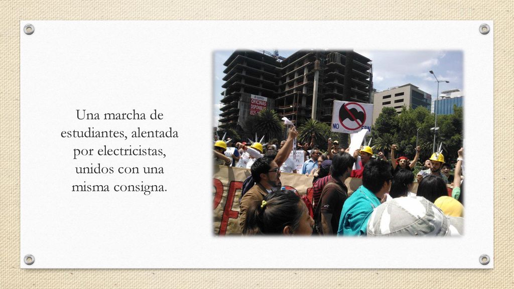 Una marcha de estudiantes, alentada por electricistas, unidos con una misma consigna.