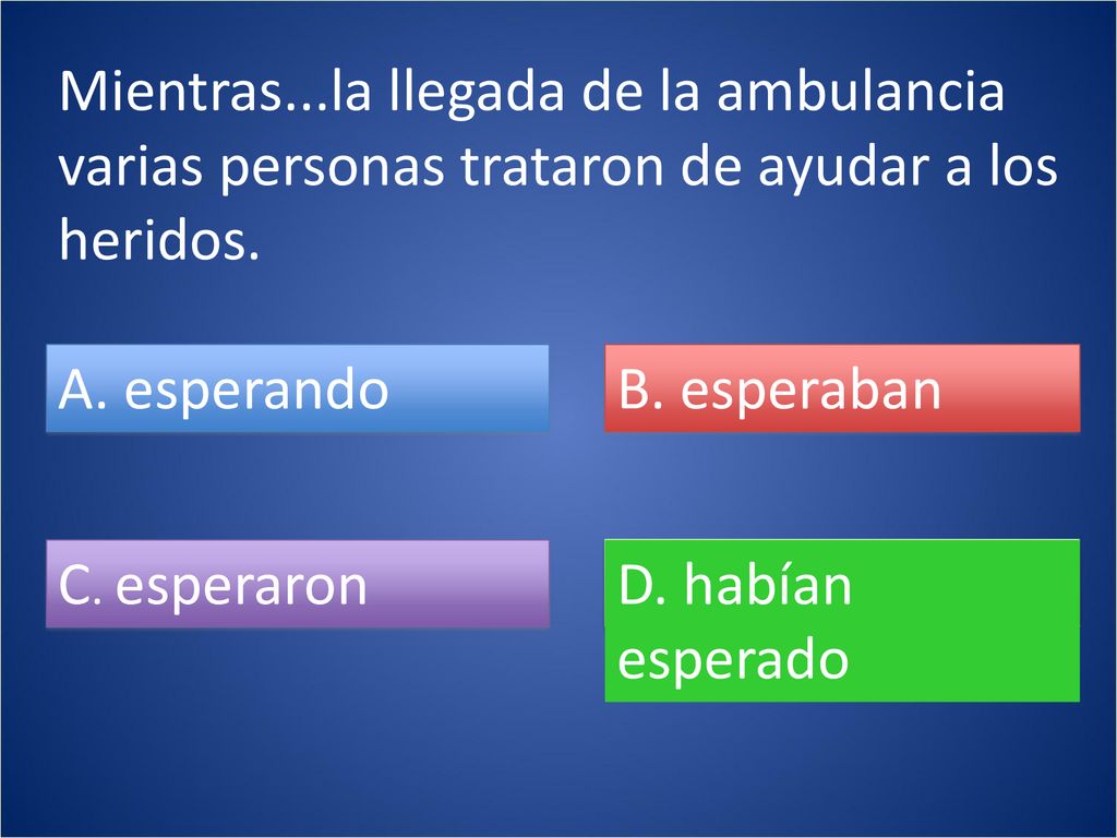 Mientras...la llegada de la ambulancia varias personas trataron de ayudar a los heridos.