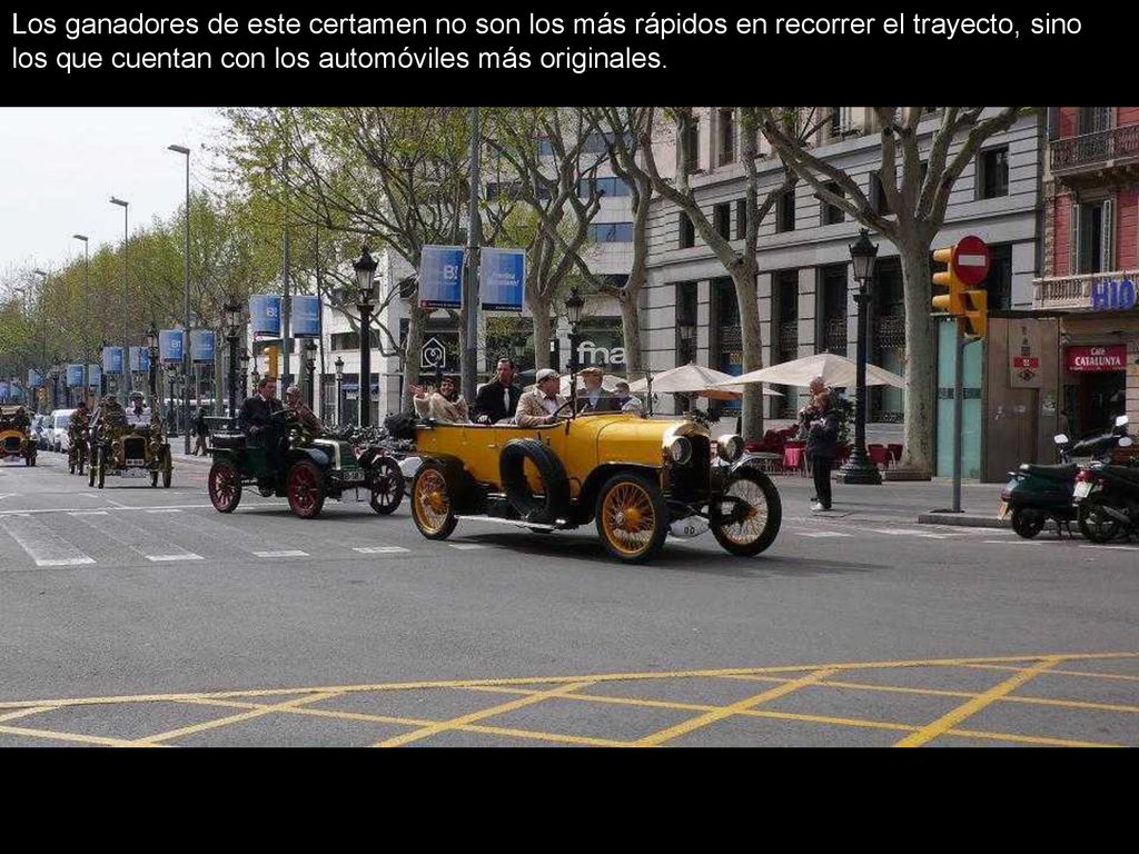 Los ganadores de este certamen no son los más rápidos en recorrer el trayecto, sino los que cuentan con los automóviles más originales.