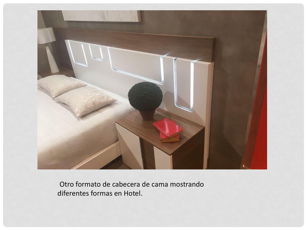 Otro formato de cabecera de cama mostrando diferentes formas en Hotel.