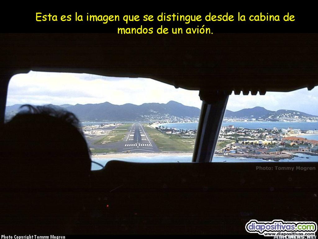 Esta es la imagen que se distingue desde la cabina de mandos de un avión.