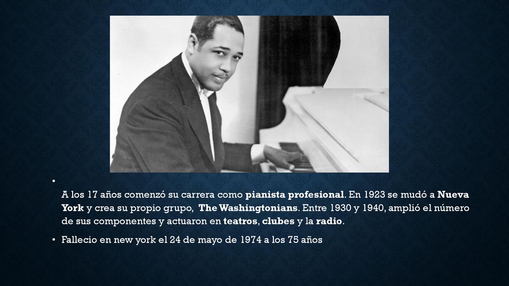 A los 17 años comenzó su carrera como pianista profesional