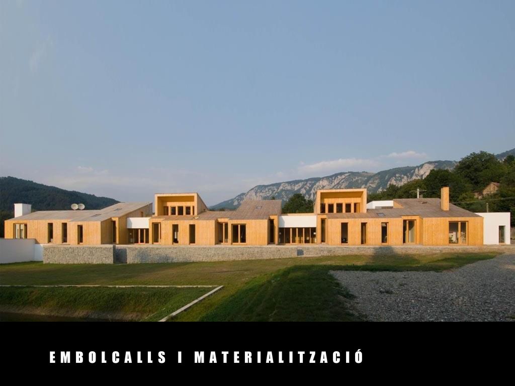 E M B O L C A L L S I M A T E R I A L I T Z A C I Ó