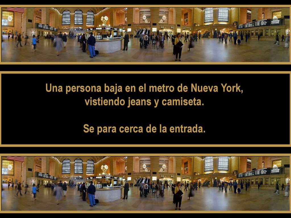 Una persona baja en el metro de Nueva York,
