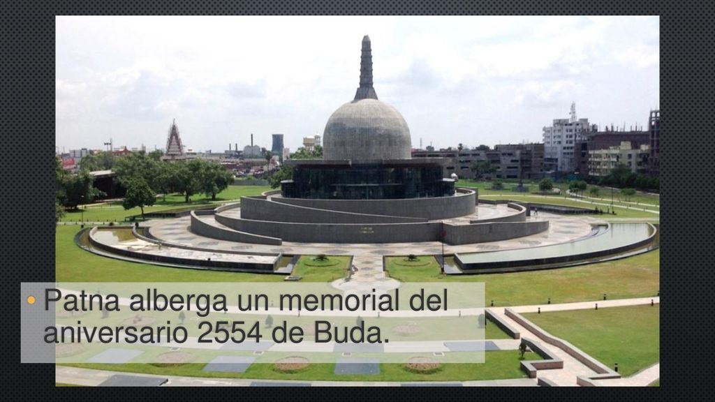 Patna alberga un memorial del aniversario 2554 de Buda.