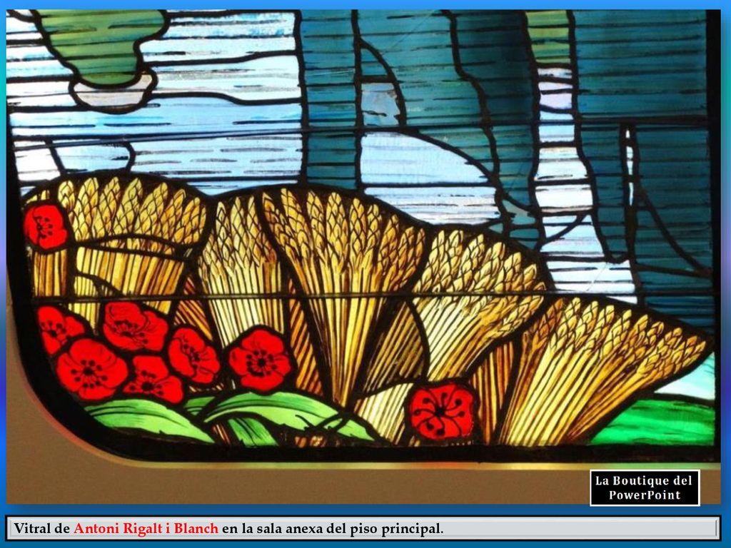 Vitral de Antoni Rigalt i Blanch en la sala anexa del piso principal.