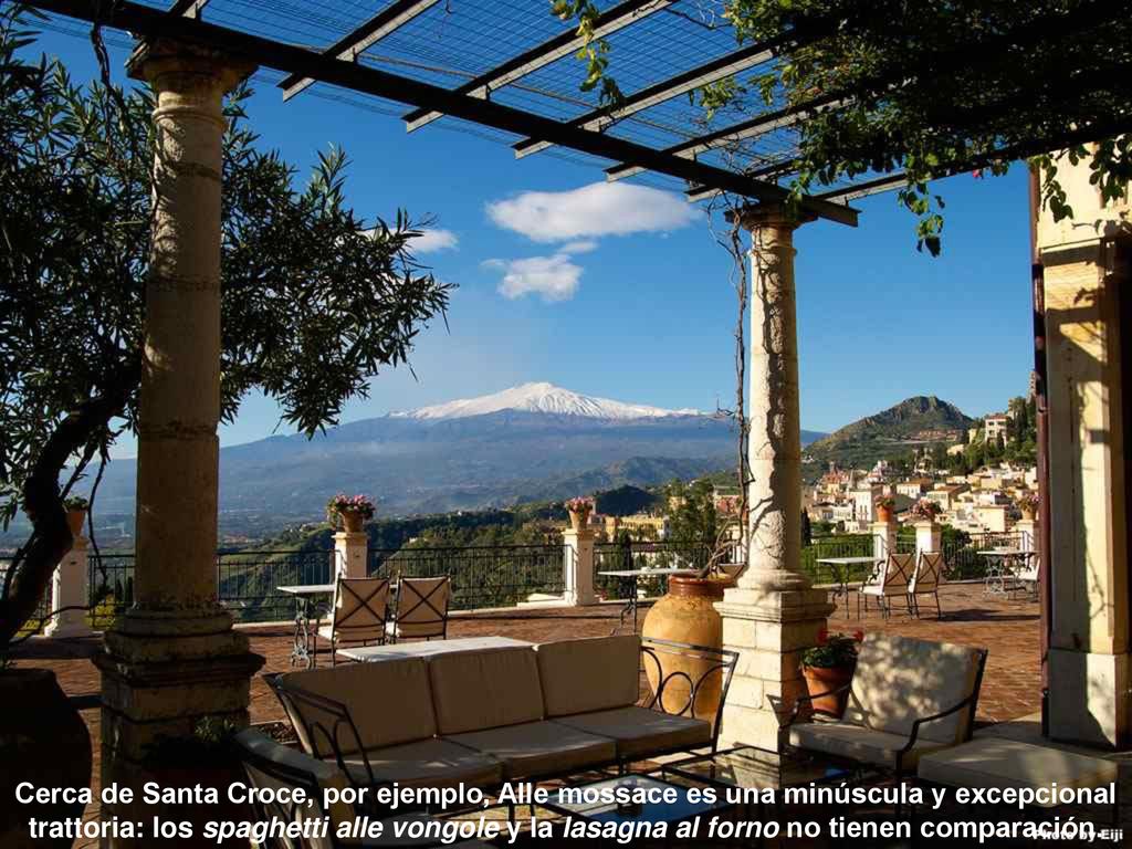 Cerca de Santa Croce, por ejemplo, Alle mossace es una minúscula y excepcional trattoria: los spaghetti alle vongole y la lasagna al forno no tienen comparación.