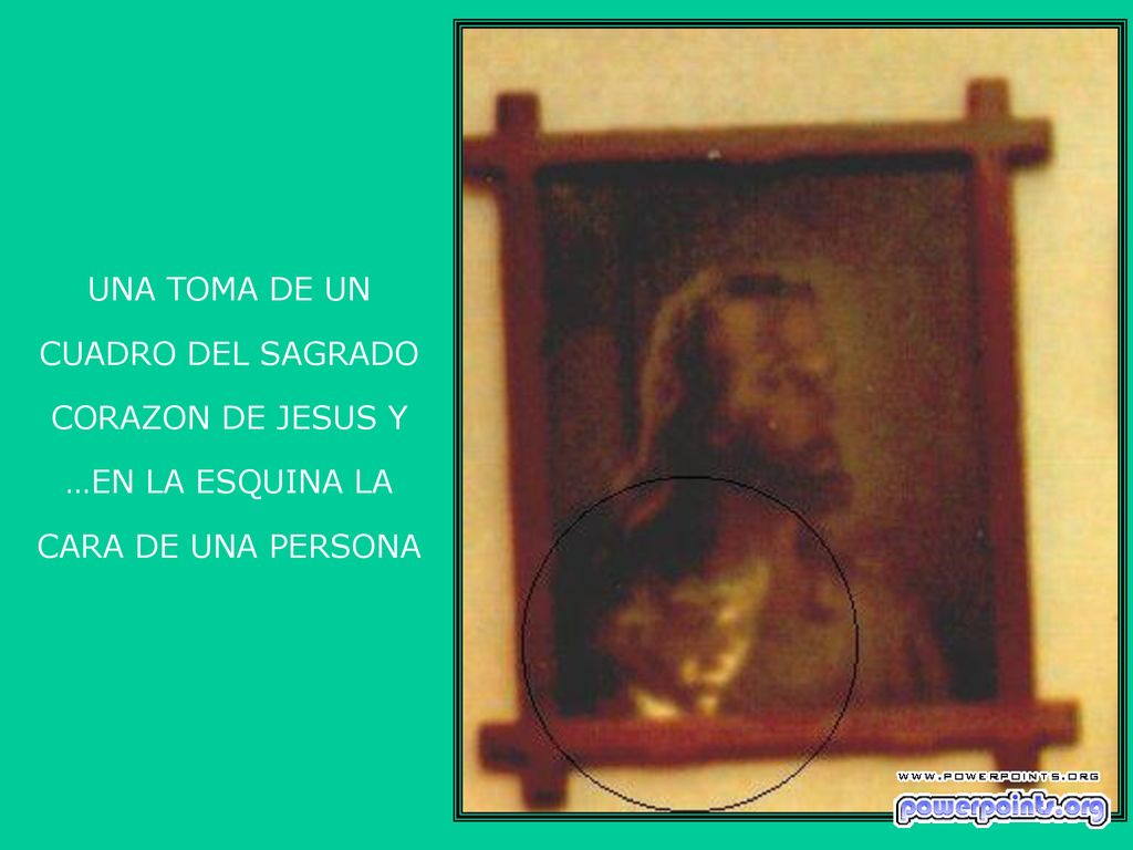 UNA TOMA DE UN CUADRO DEL SAGRADO CORAZON DE JESUS Y …EN LA ESQUINA LA CARA DE UNA PERSONA