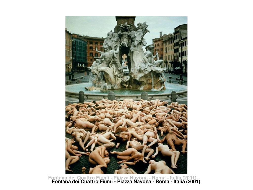 Fontana dei Quattro Fiumi - Piazza Navona - Roma - Italia (2001)