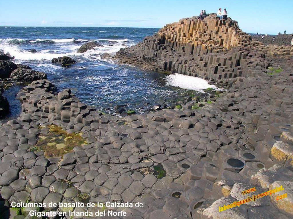 Columnas de basalto de la Calzada del Gigante en Irlanda del Norte