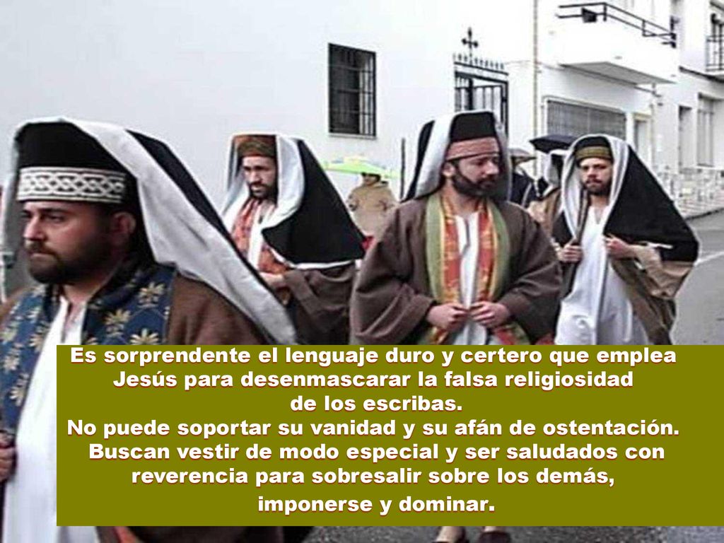 No puede soportar su vanidad y su afán de ostentación.