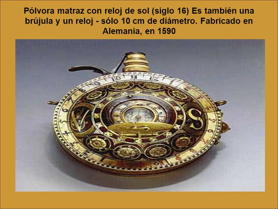 Pólvora matraz con reloj de sol (siglo 16) Es también una brújula y un reloj - sólo 10 cm de diámetro.