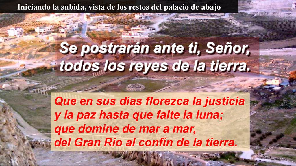 Iniciando la subida, vista de los restos del palacio de abajo