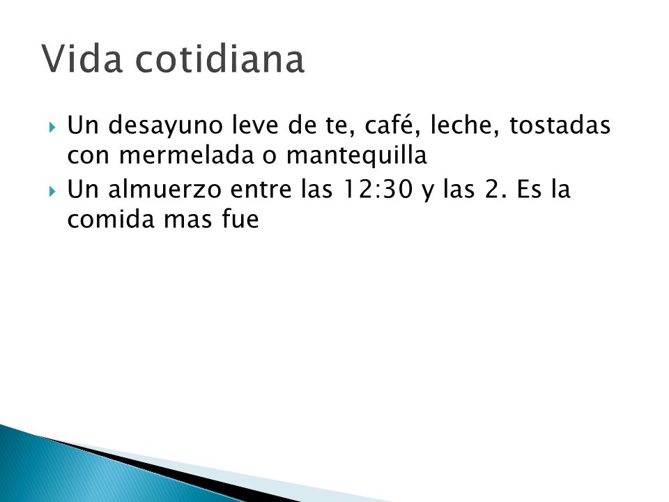 Vida cotidiana Un desayuno leve de te, café, leche, tostadas con mermelada o mantequilla.