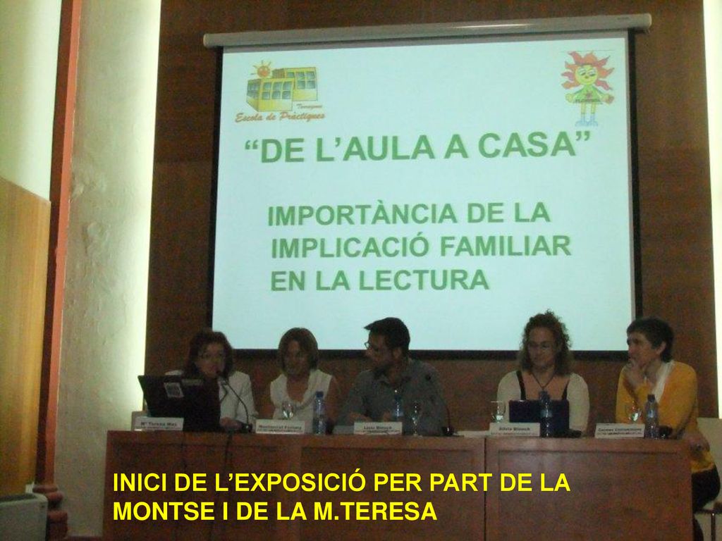 INICI DE L’EXPOSICIÓ PER PART DE LA MONTSE I DE LA M.TERESA