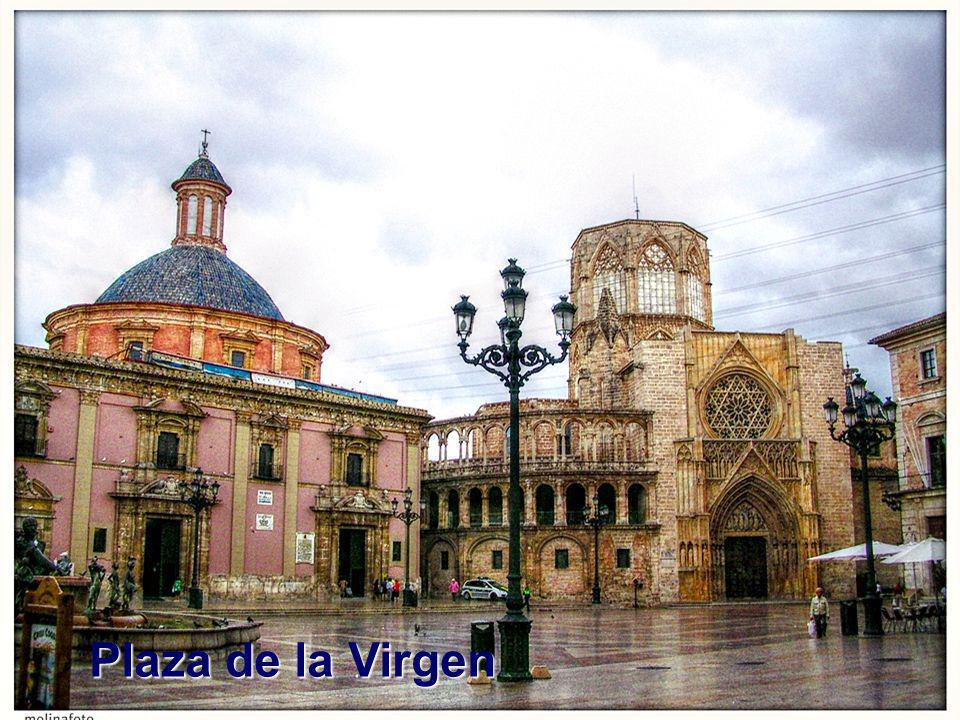 Plaza de la Virgen