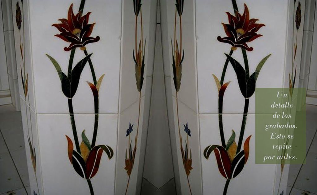 Un detalle de los grabados. Esto se repite por miles.
