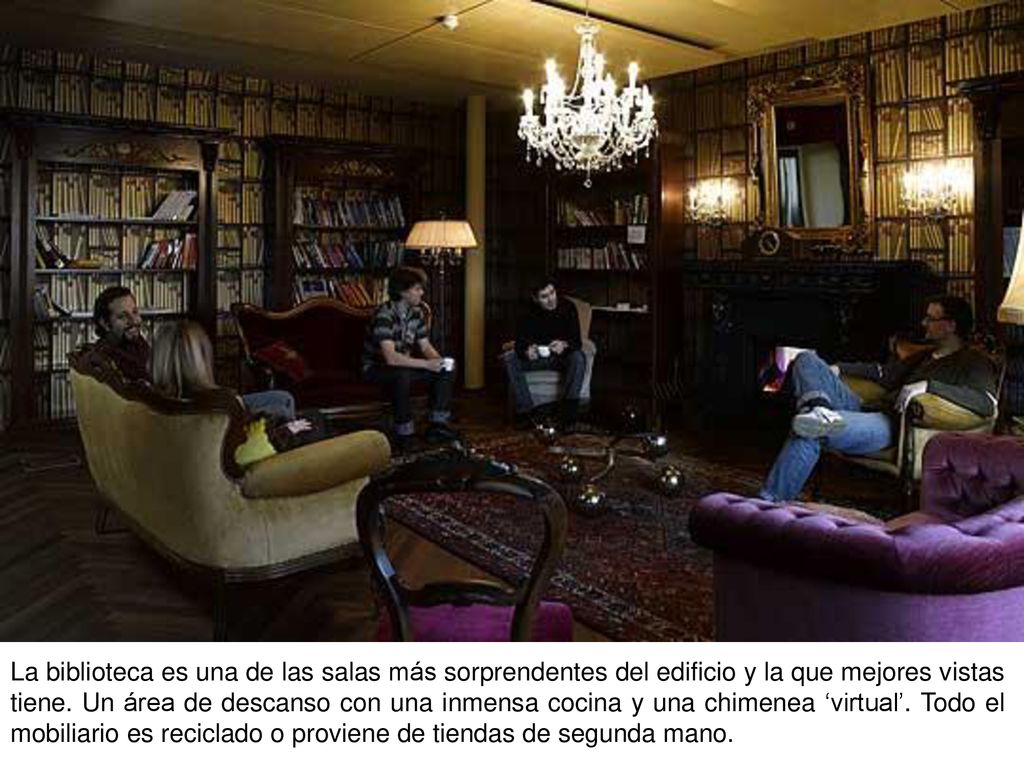 La biblioteca es una de las salas más sorprendentes del edificio y la que mejores vistas tiene.