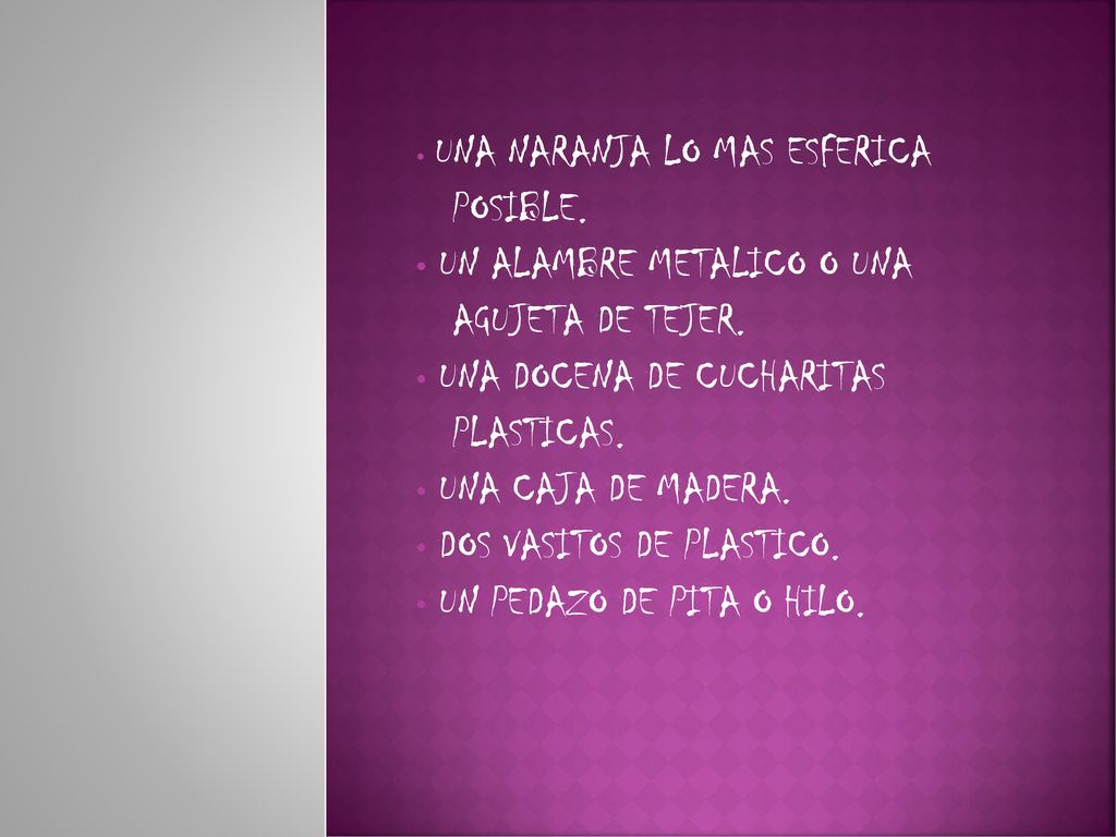 UN ALAMBRE METALICO O UNA AGUJETA DE TEJER. UNA DOCENA DE CUCHARITAS
