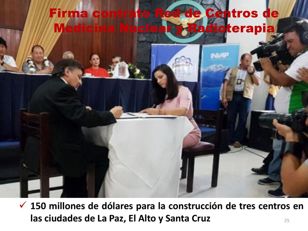 Firma contrato Red de Centros de Medicina Nuclear y Radioterapia