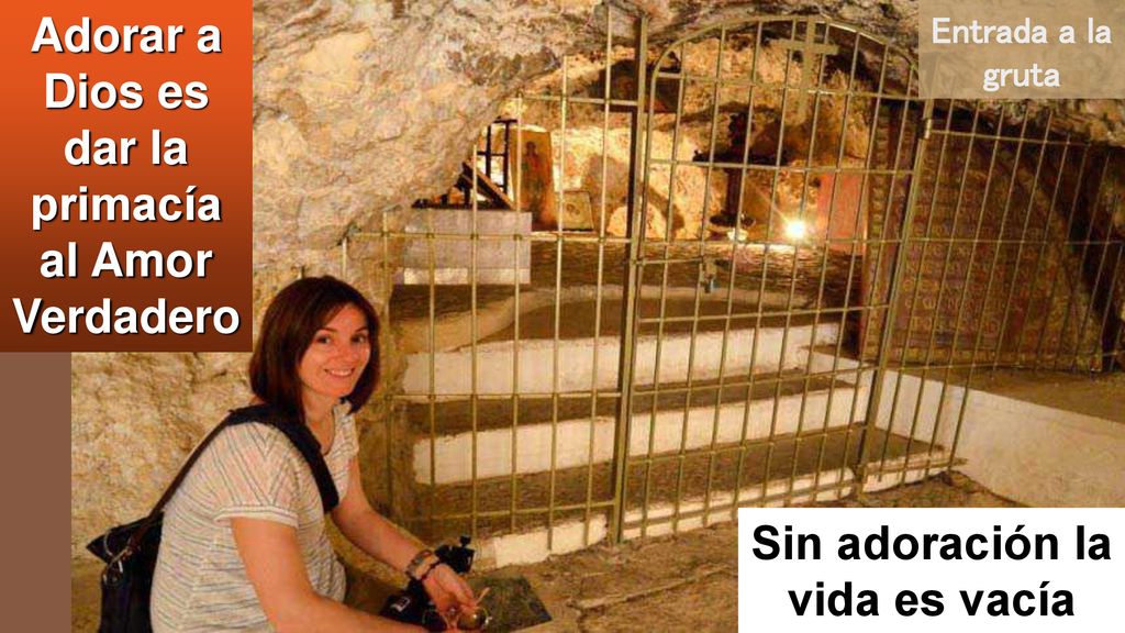 Adorar a Dios es dar la primacía Sin adoración la vida es vacía
