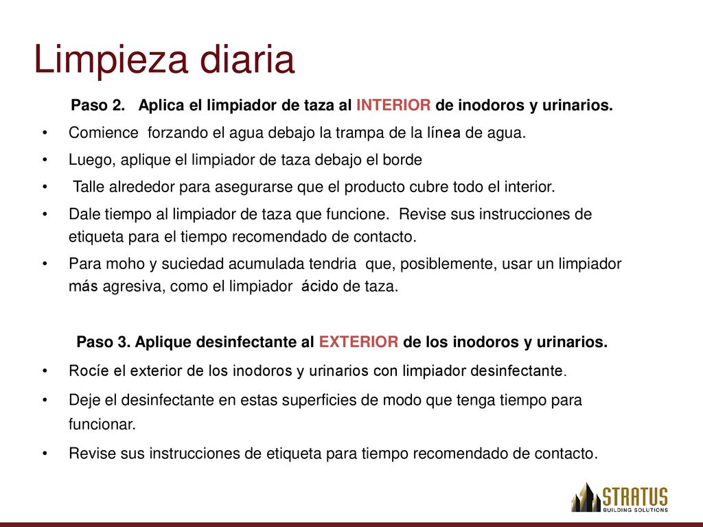 Paso 3. Aplique desinfectante al EXTERIOR de los inodoros y urinarios.
