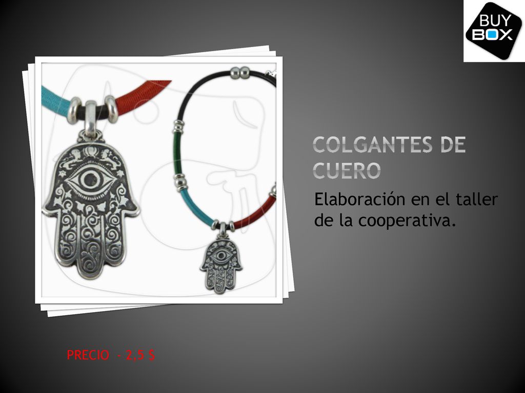 Colgantes de cuero Elaboración en el taller de la cooperativa.