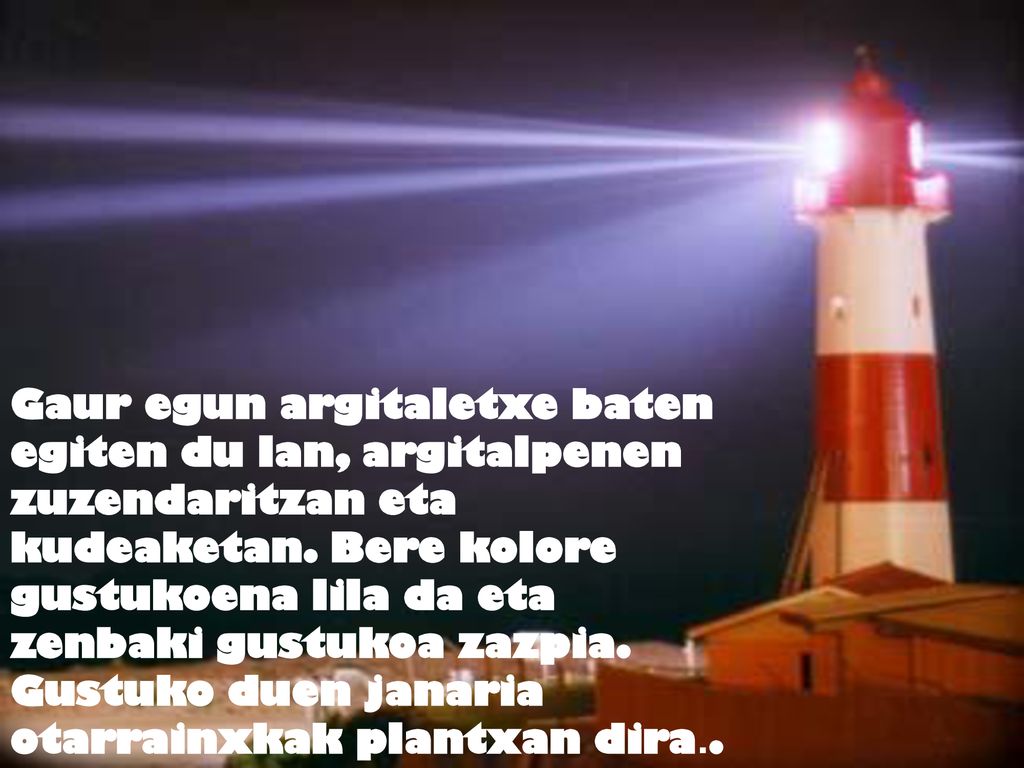 Gaur egun argitaletxe baten egiten du lan, argitalpenen zuzendaritzan eta kudeaketan.