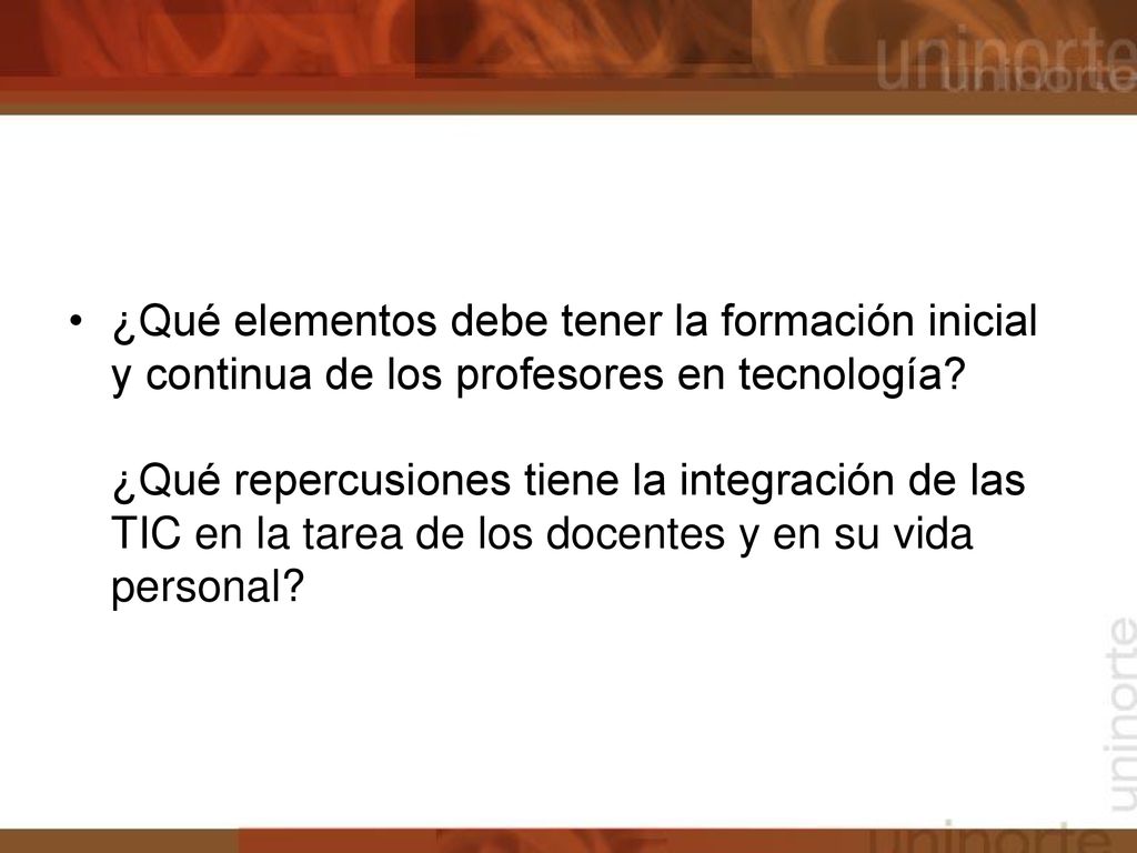 ¿Qué elementos debe tener la formación inicial y continua de los profesores en tecnología.