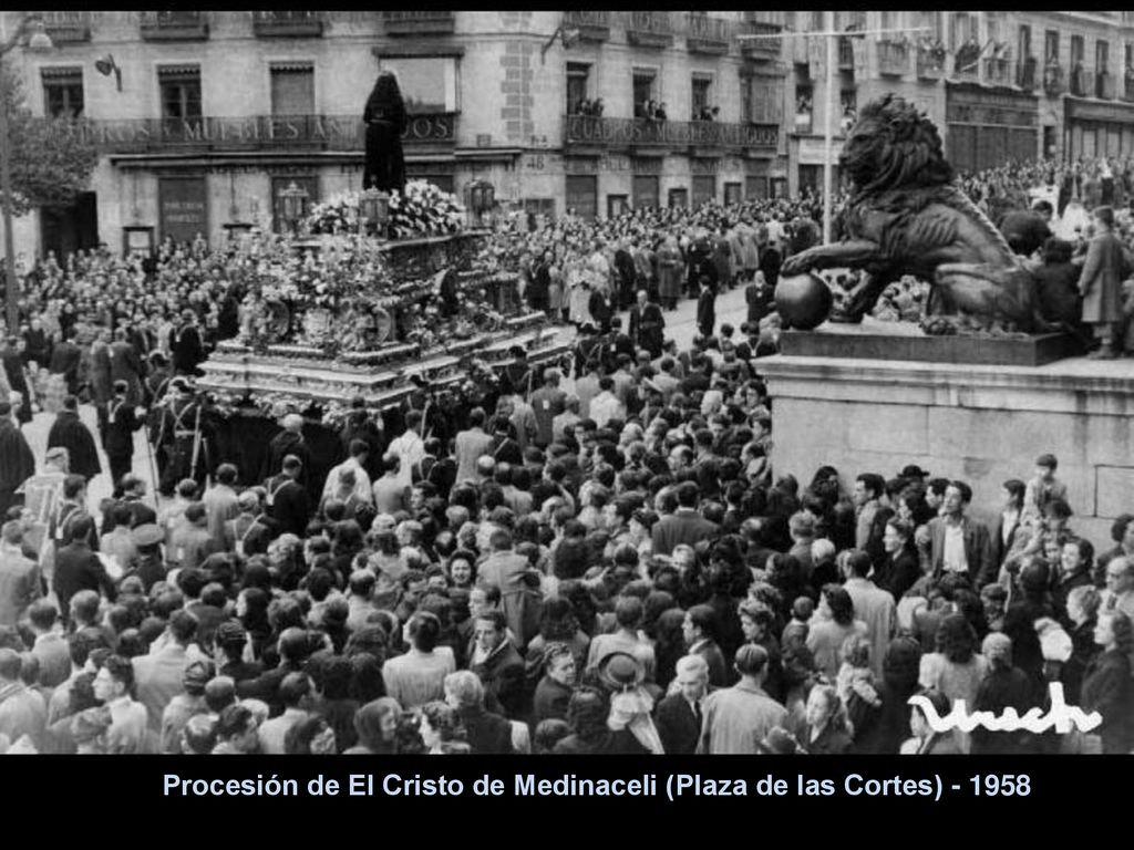 Procesión de El Cristo de Medinaceli (Plaza de las Cortes)