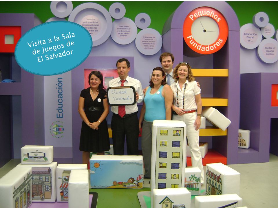 Visita a la Sala de Juegos de El Salvador