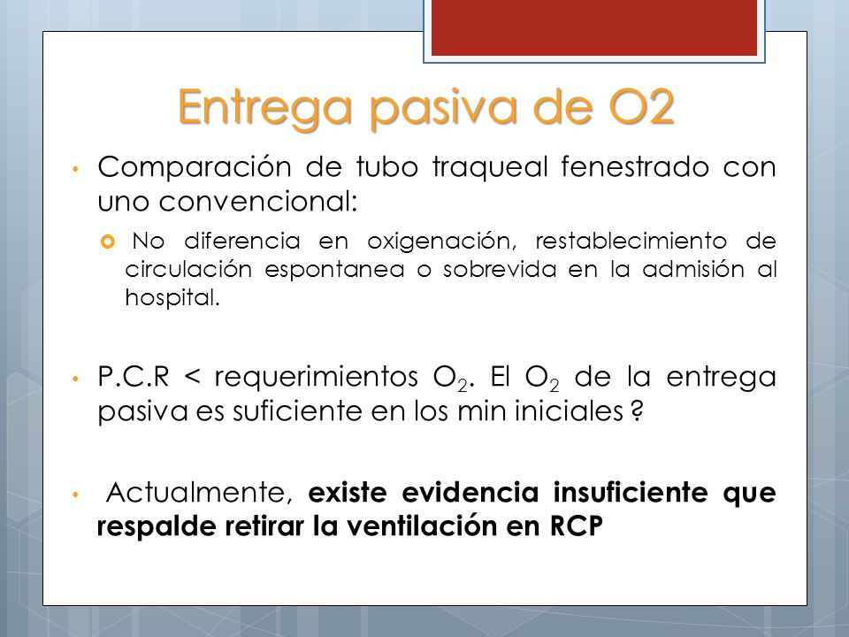Entrega pasiva de O2 Comparación de tubo traqueal fenestrado con uno convencional: