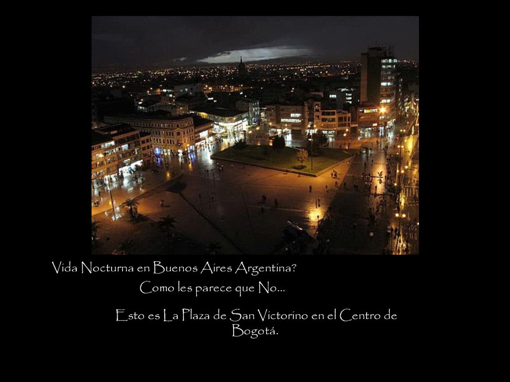 Esto es La Plaza de San Victorino en el Centro de Bogotá.