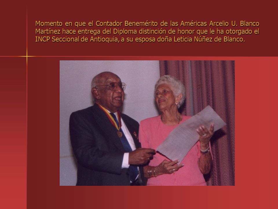 Momento en que el Contador Benemérito de las Américas Arcelio U