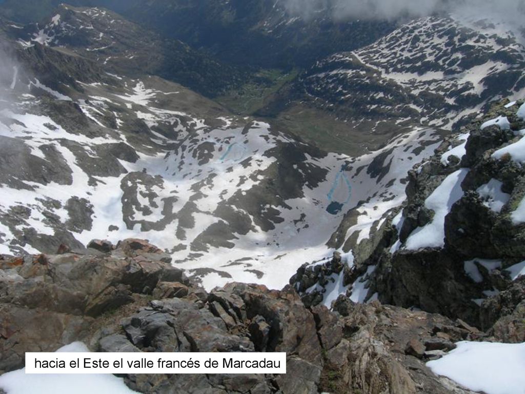 hacia el Este el valle francés de Marcadau