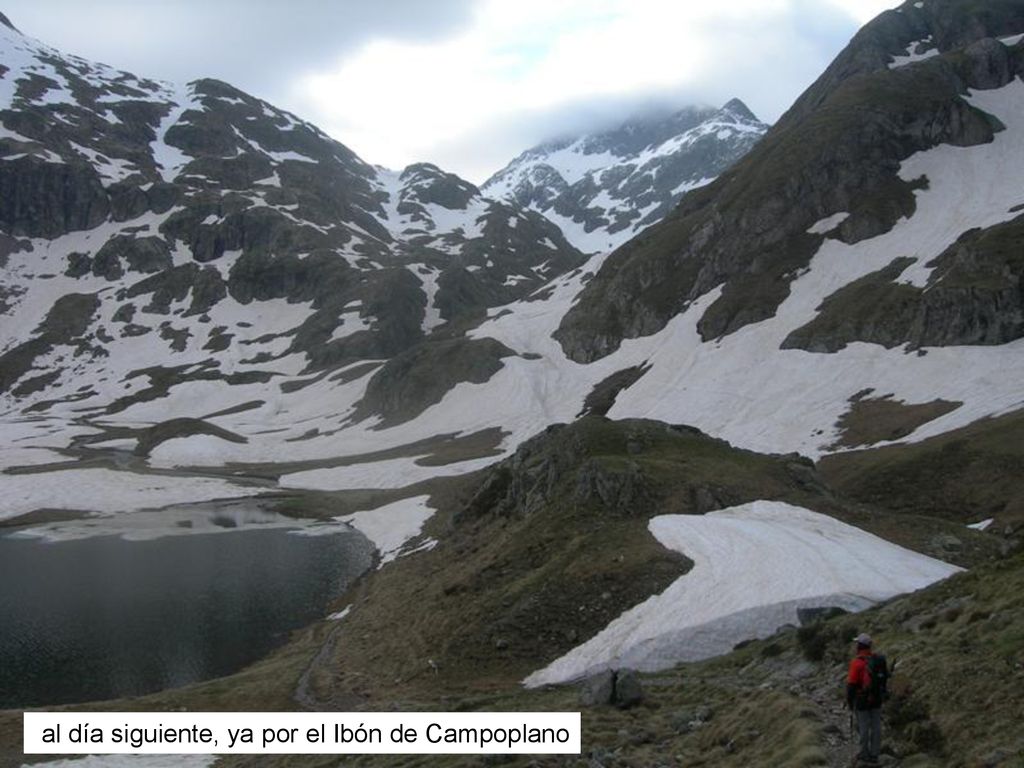 al día siguiente, ya por el Ibón de Campoplano
