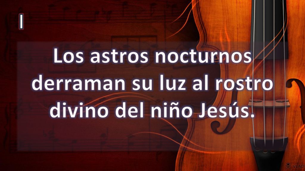 Los astros nocturnos derraman su luz al rostro divino del niño Jesús.