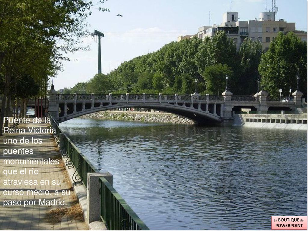 Puente de la Reina Victoria uno de los puentes monumentales que el río atraviesa en su curso medio, a su paso por Madrid.