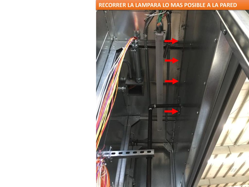 RECORRER LA LAMPARA LO MAS POSIBLE A LA PARED