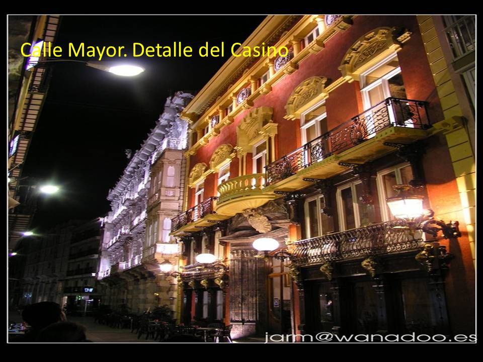 Calle Mayor. Detalle del Casino