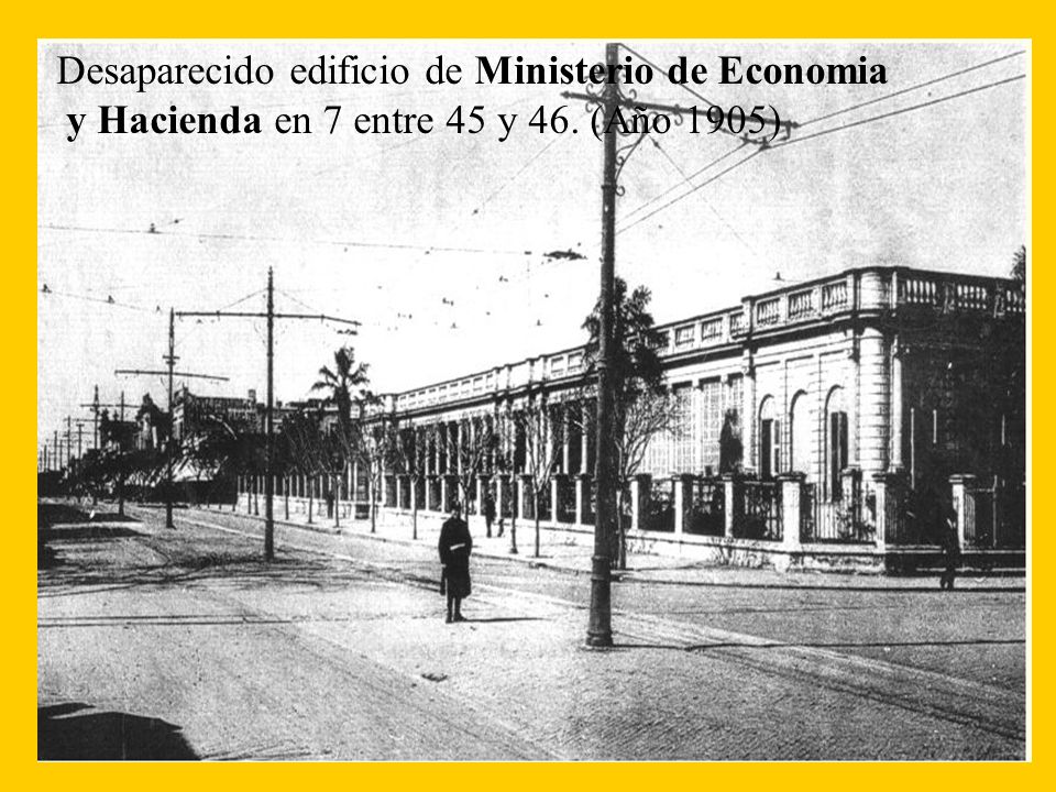 Desaparecido edificio de Ministerio de Economia