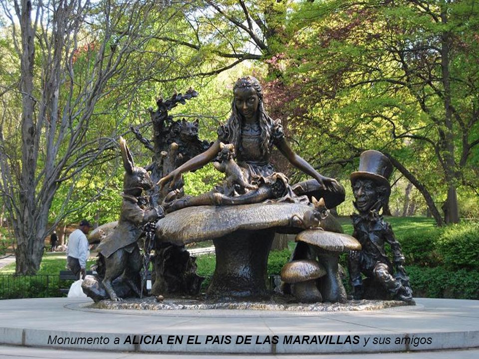 Monumento a ALICIA EN EL PAIS DE LAS MARAVILLAS y sus amigos