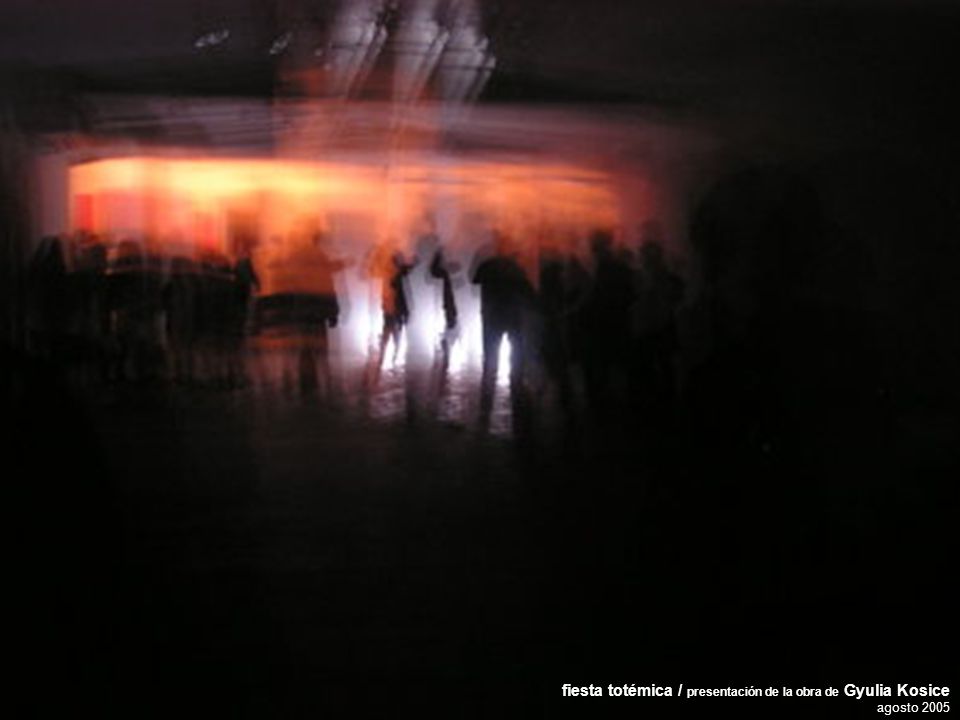 fiesta totémica / presentación de la obra de Gyulia Kosice agosto 2005