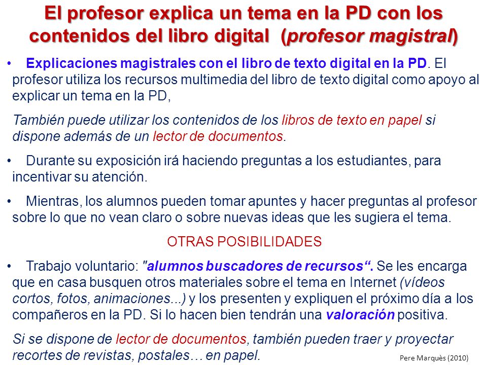 El profesor explica un tema en la PD con los contenidos del libro digital (profesor magistral)